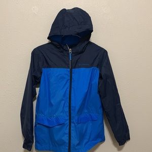 Columbia Youth Boys Jacket w/hood. Size Medium. Excellent condition.